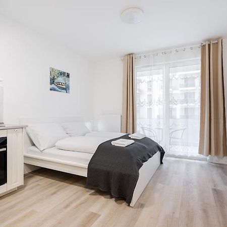 Oaks Studio With Balcony Budapest Exterior foto