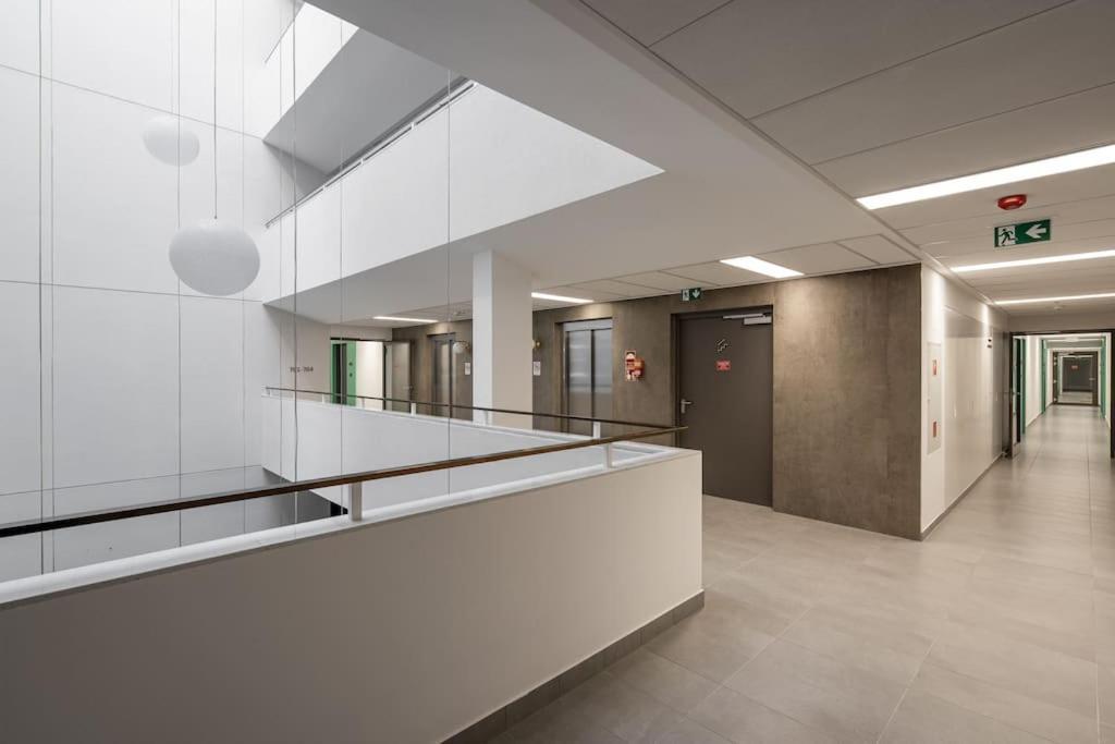 Oaks Studio With Balcony Budapest Exterior foto